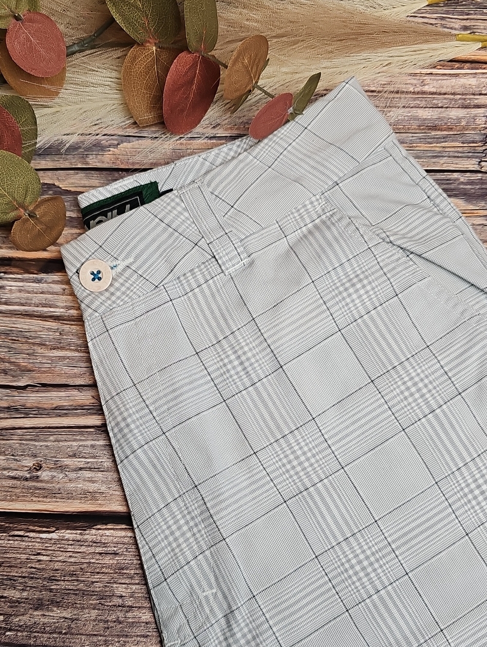 NEW O'NEILL MENS GRAY WHITE PLAID FLAT FRONT CHINO SHORTS